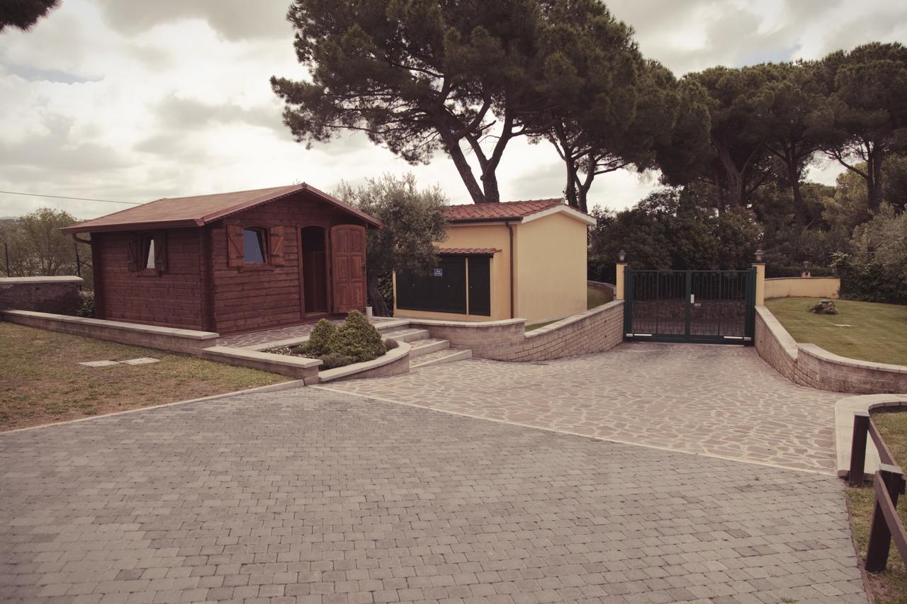 Agriturismo La Vite E Gli Ulivi Villa Ariccia Luaran gambar