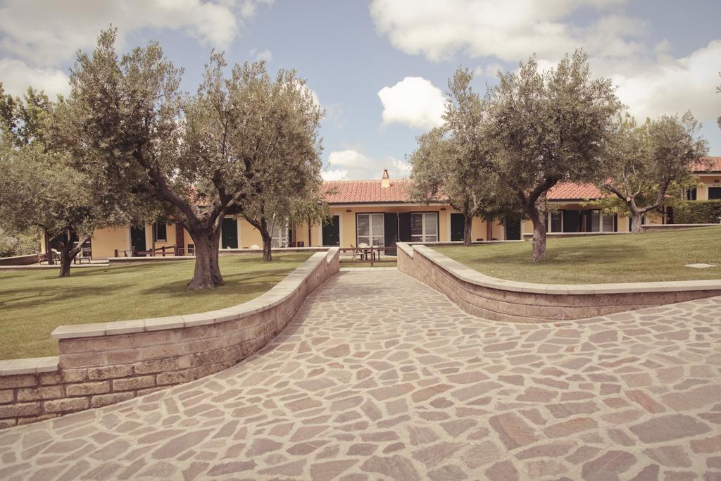 Agriturismo La Vite E Gli Ulivi Villa Ariccia Luaran gambar